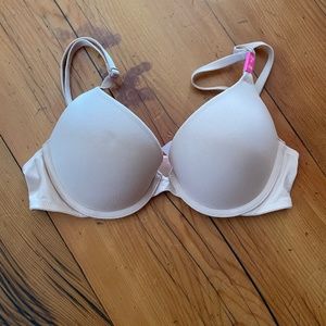 NWT VS PINK nude Push up bra 32B